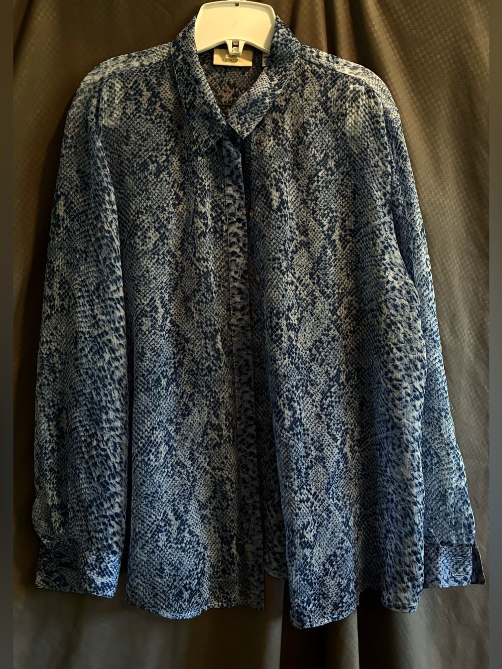 Chico’s Women’s Semi-Sheer Blue Snake Skin Print Button Down Blouse; Size 3